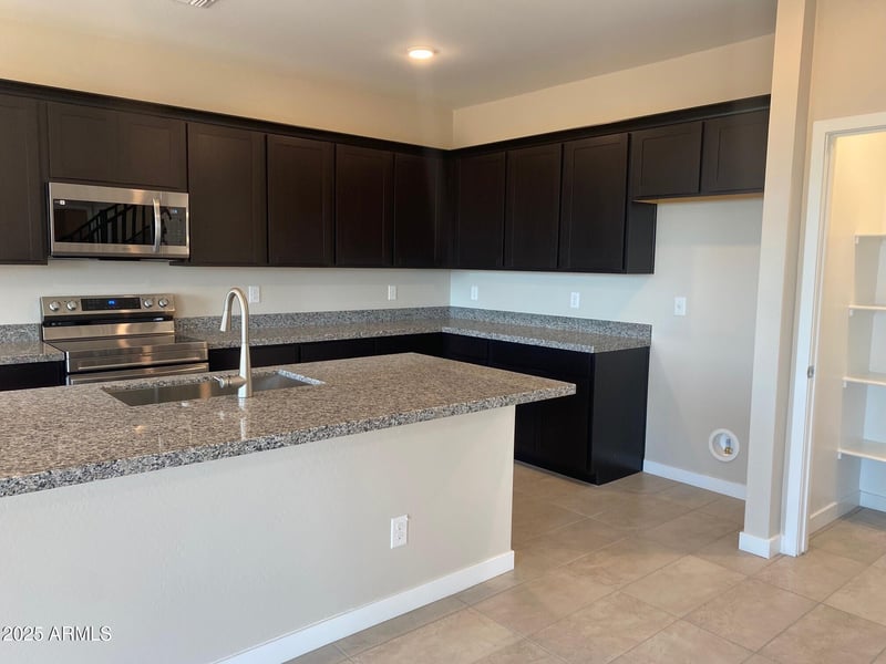 31774 Bandit Rd, San Tan Valley, AZ 85143