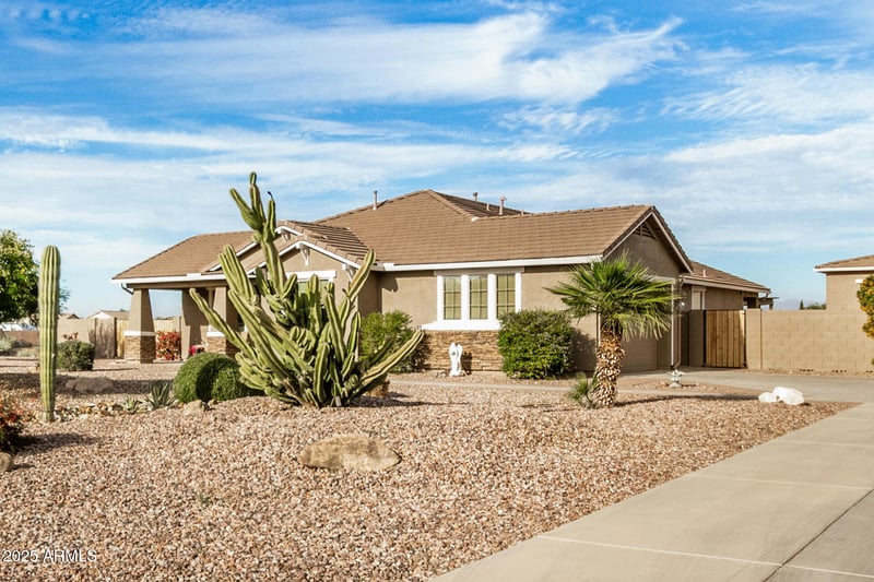 3178 Roberts Rd, San Tan Valley, AZ 85144