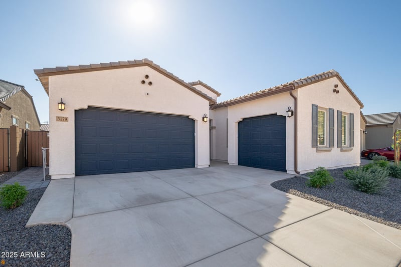 3179 Via Dona Rd, Phoenix, AZ 85083