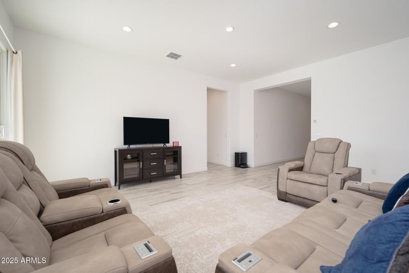 3179 Via Dona Rd, Phoenix, AZ 85083