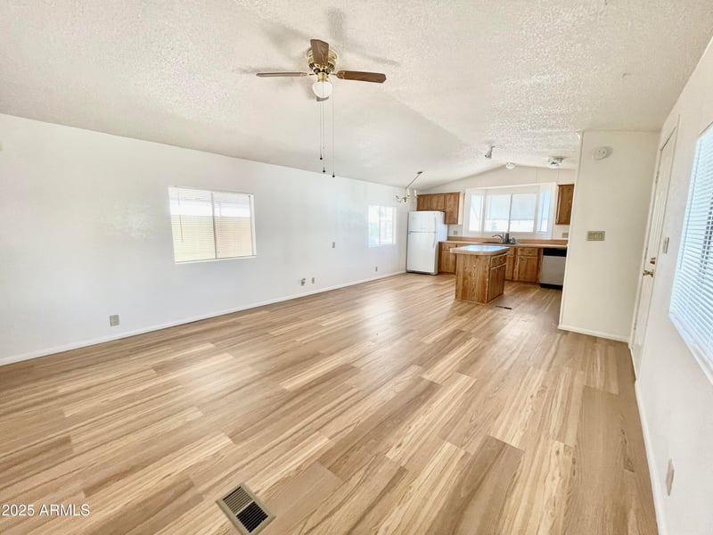 318 Crismon Rd #83, Mesa, AZ 85208