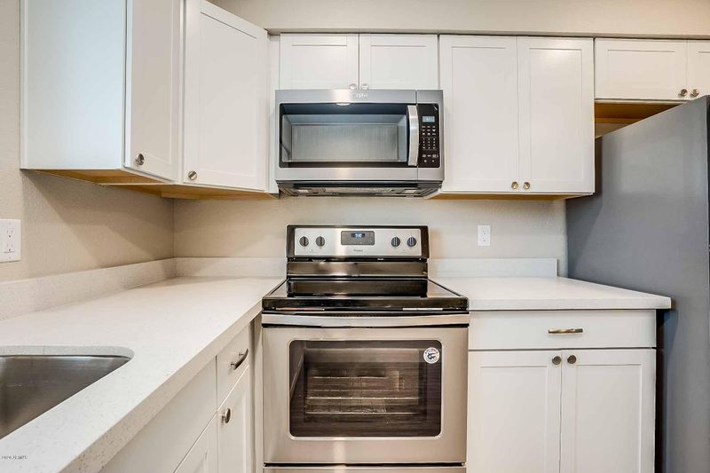 318 E Vine Cir, Mesa, AZ 85210