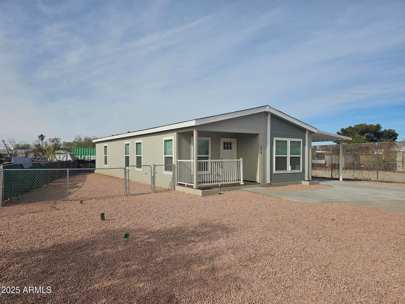 318 Ellsworth Rd, Mesa, AZ 85208