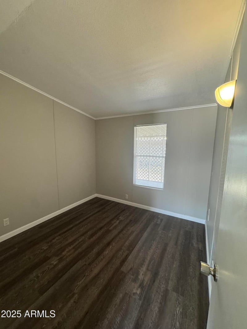 318 Pinal Dr, Apache Junction, AZ 85120