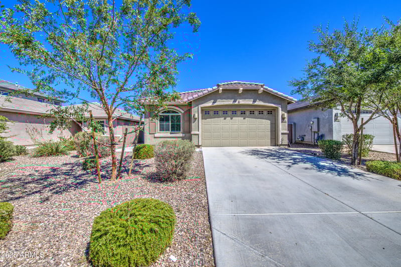 318 Striding Edge Dr, San Tan Valley, AZ 85140