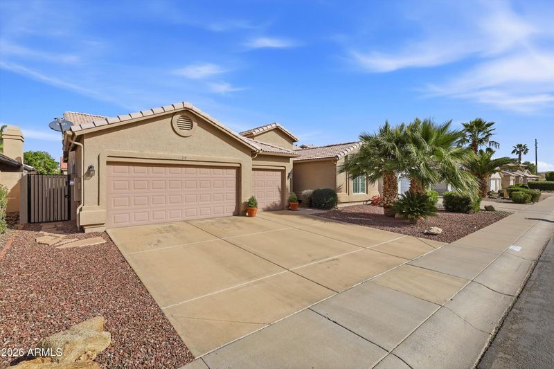 318 W El Freda Rd, Tempe, AZ 85284