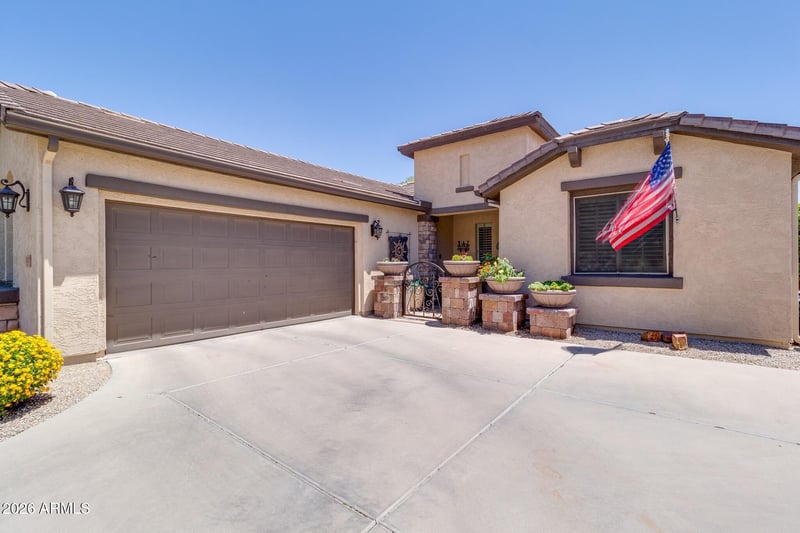 31817 Larkspur Dr, San Tan Valley, AZ 85143