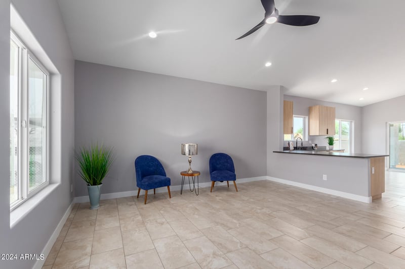 31824 Poplar St, Wittmann, AZ 85361