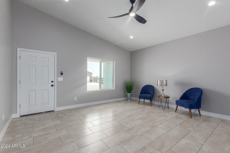 31824 Poplar St, Wittmann, AZ 85361