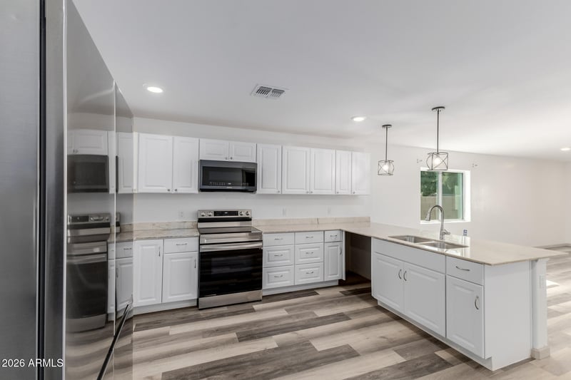 31843 Poplar St, Wittmann, AZ 85361