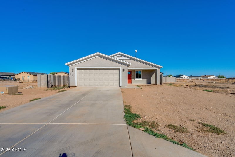 31843 Poplar St, Wittmann, AZ 85361