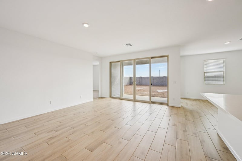 31853 N Hay Bale Dr, San Tan Valley, AZ 85140