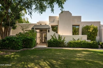 3186 E Stella Ln, Phoenix, AZ 85016