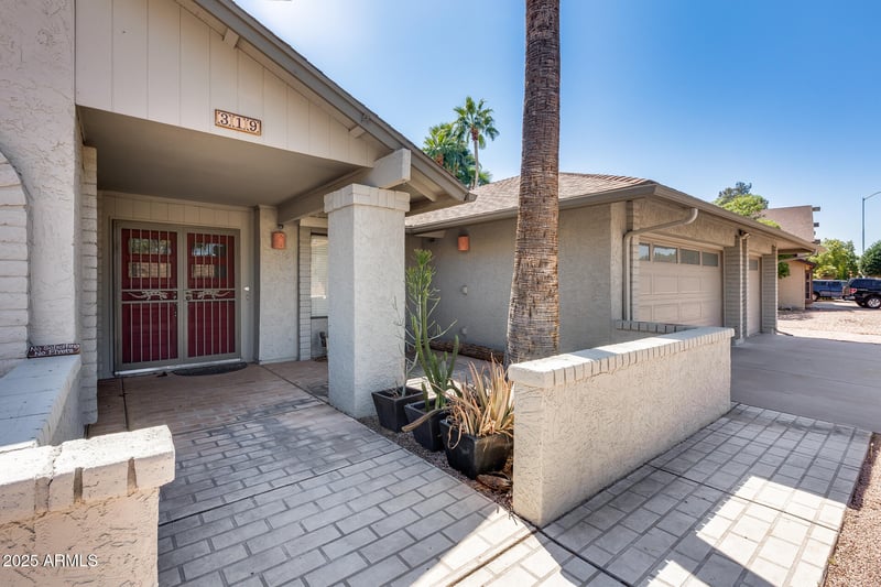 319 Hackamore St, Mesa, AZ 85201