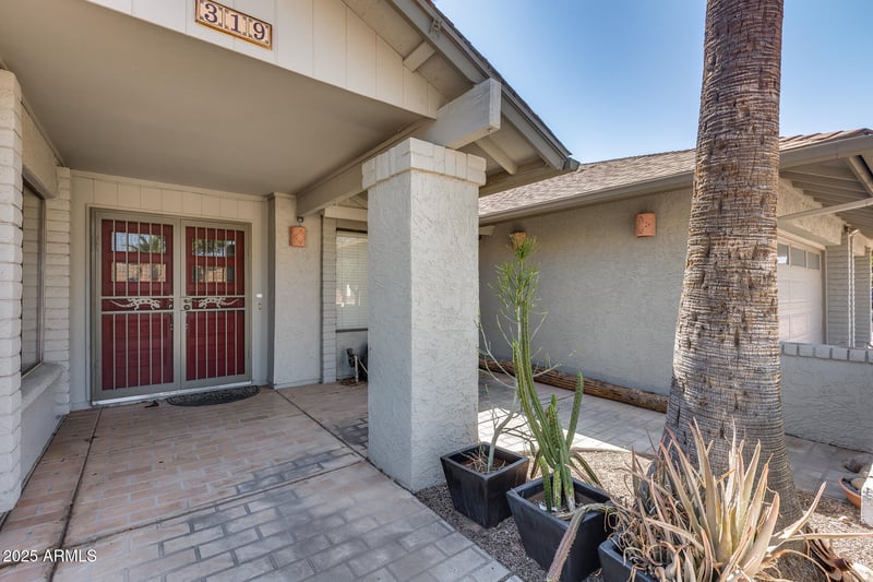 319 Hackamore St, Mesa, AZ 85201