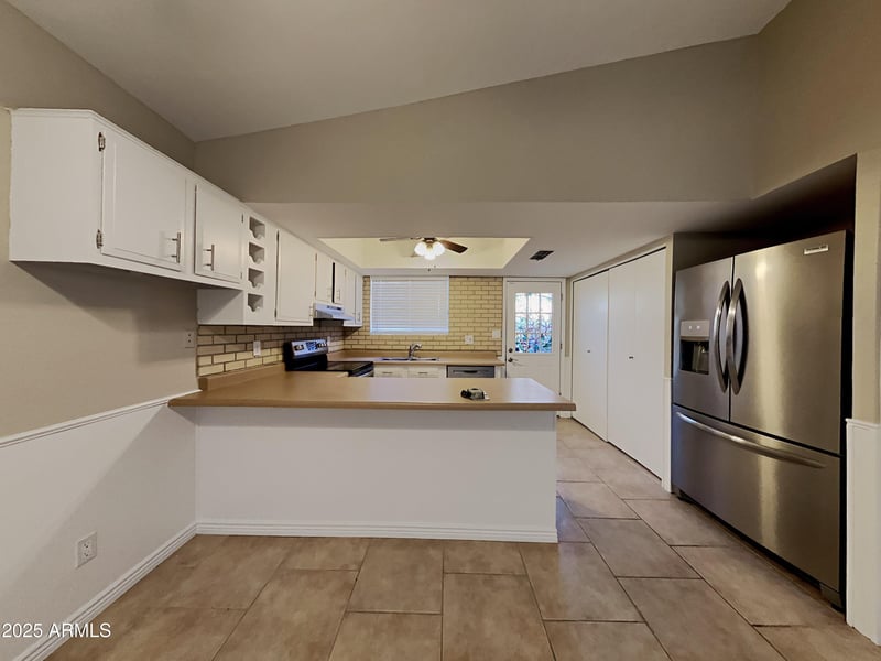 319 Kristal Way, Phoenix, AZ 85027