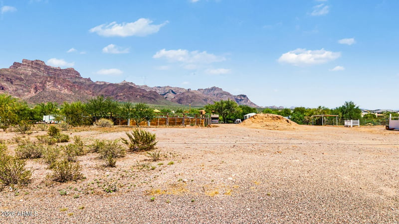 319 S Muleshoe Rd #016D, Apache Junction, AZ 85119