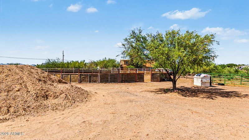 319 S Muleshoe Rd #016D, Apache Junction, AZ 85119