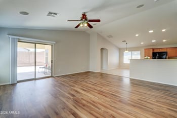 319 Holstein Trl, San Tan Valley, AZ 85143