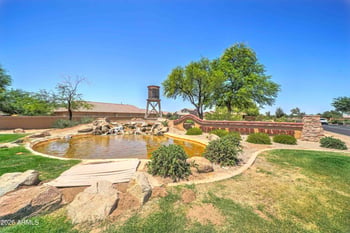 319 Holstein Trl, San Tan Valley, AZ 85143