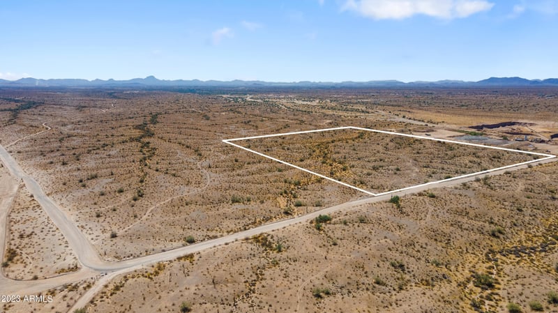 31900 Camelback Rd #1, Tonopah, AZ 85354