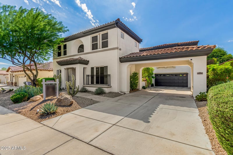 31914 20th Ln, Phoenix, AZ 85085
