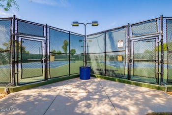 31918 N Caspian Way, San Tan Valley, AZ 85143