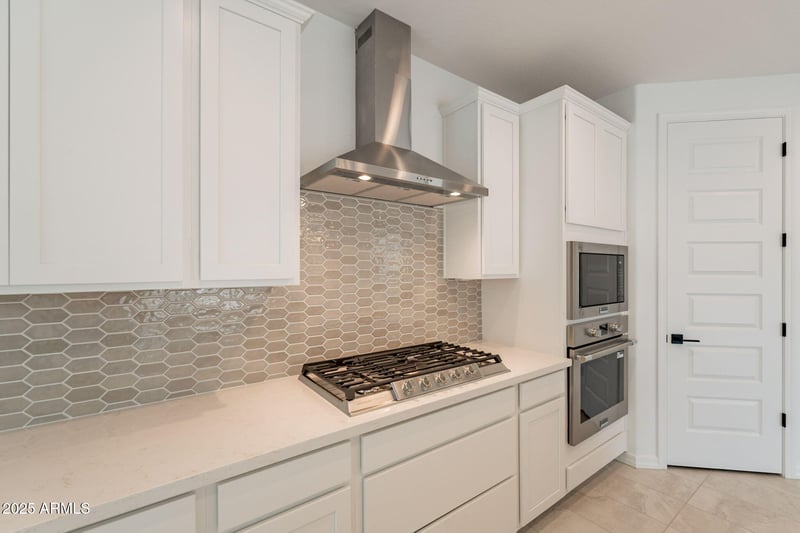 31937 117th Ave, Peoria, AZ 85383
