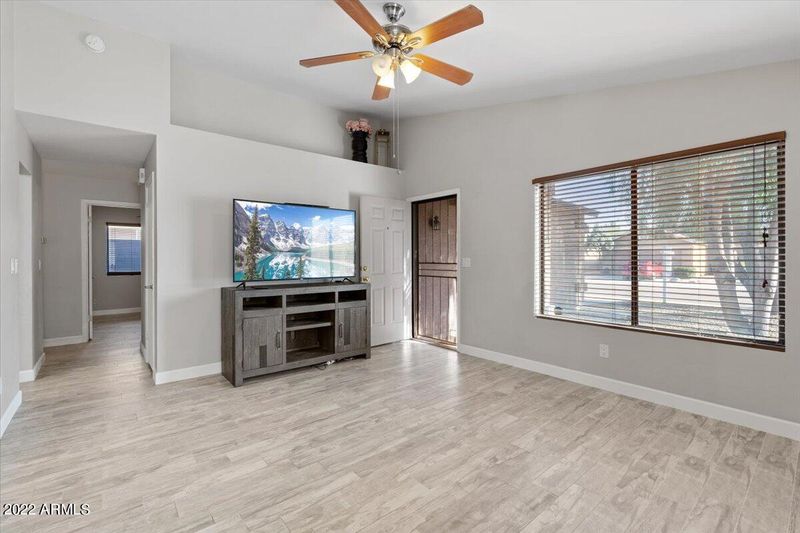 3198 W Williams Dr, Phoenix, AZ 85027