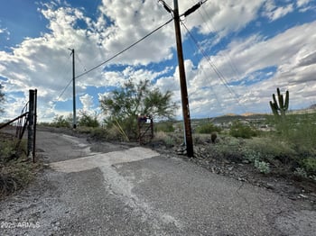 31dd Twin Peaks Ln #D, New River, AZ 85087