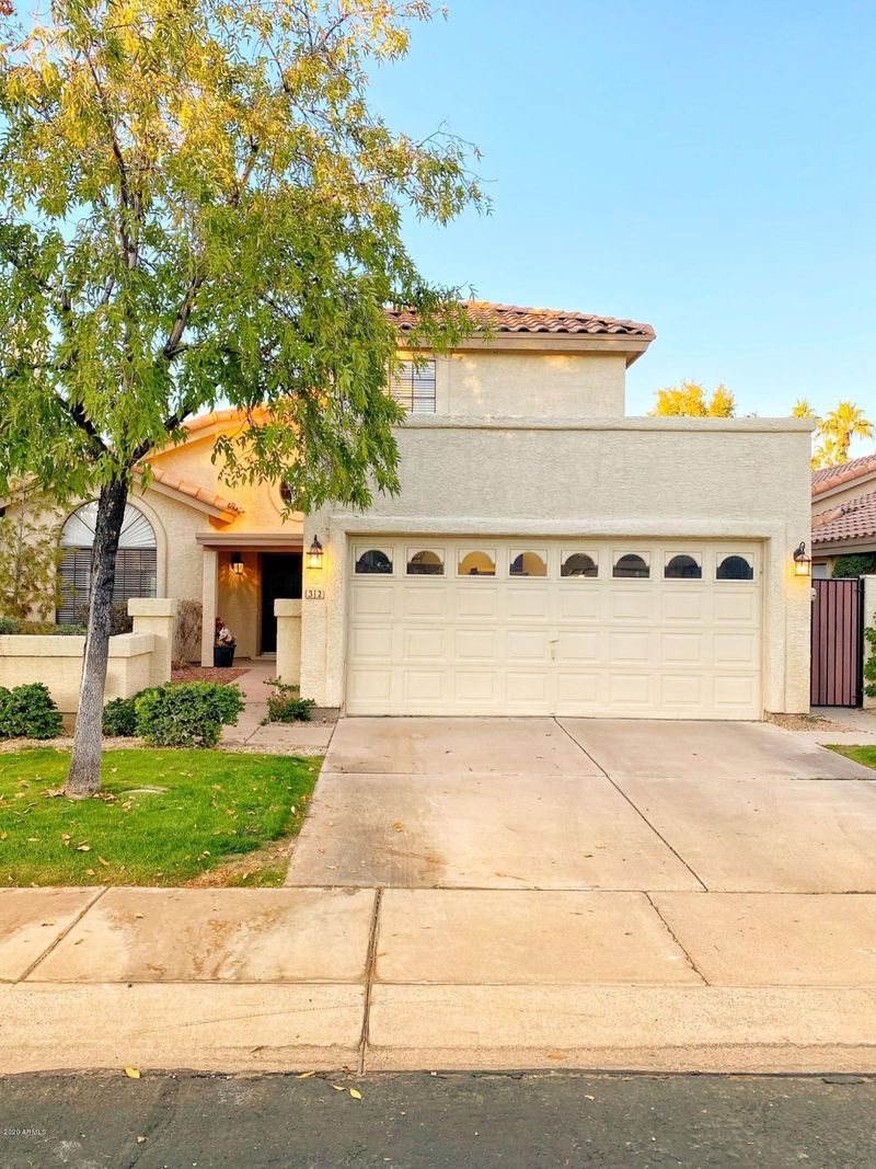 32 E Greentree Dr, Tempe, AZ 85284