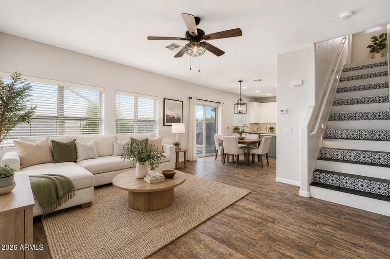 32 Desert Vista Trl, San Tan Valley, AZ 85143