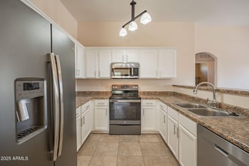 320 168th Dr, Goodyear, AZ 85338