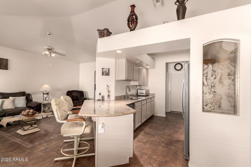 320 70th St #50, Mesa, AZ 85208