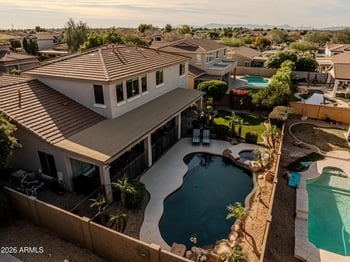 320 Mary Ln, Gilbert, AZ 85296