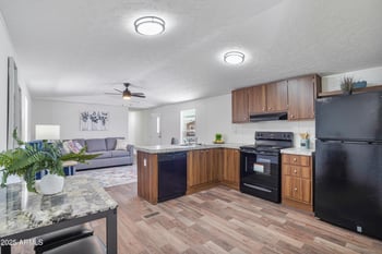 320 Mckellips Rd #25, Mesa, AZ 85201
