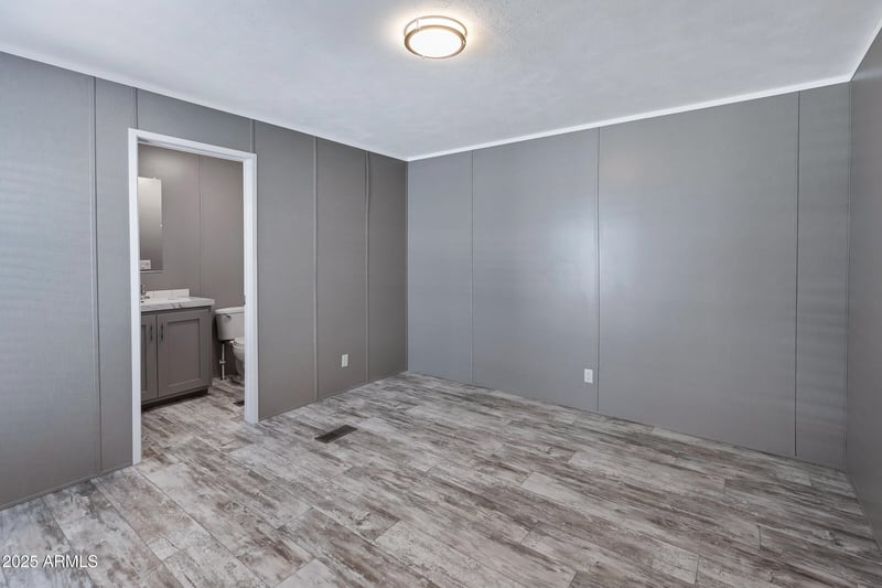 320 Mckellips Rd #4, Mesa, AZ 85201