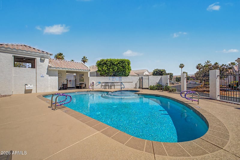 320 70th St #33, Mesa, AZ 85208