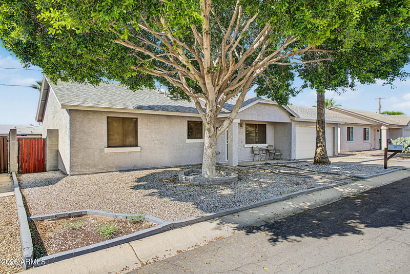 320 S Stardust Ln, Apache Junction, AZ 85120