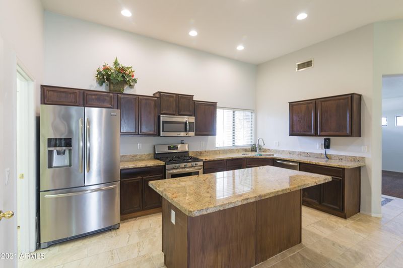 320 W Brooks St, Gilbert, AZ 85233