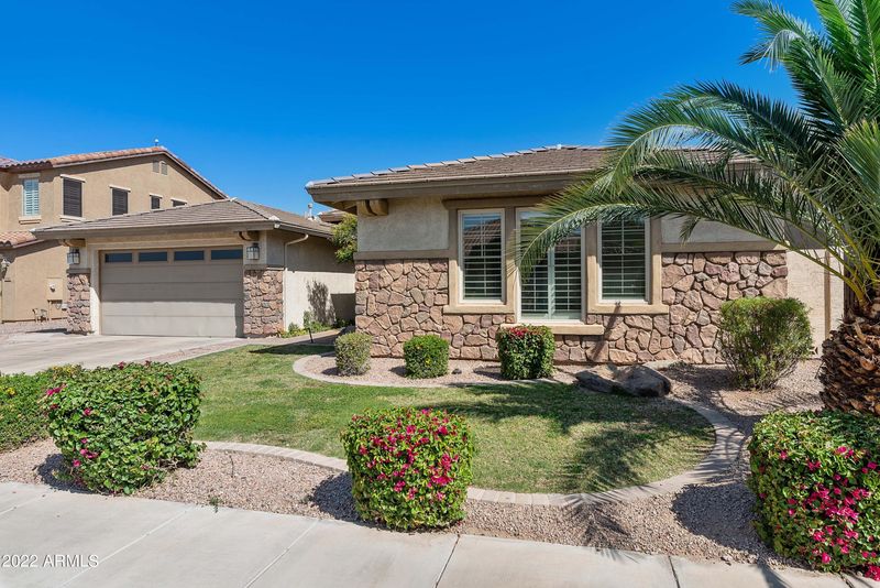 320 W Hackberry Dr, Chandler, AZ 85248