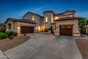 32002 19th Ln, Phoenix, AZ 85085