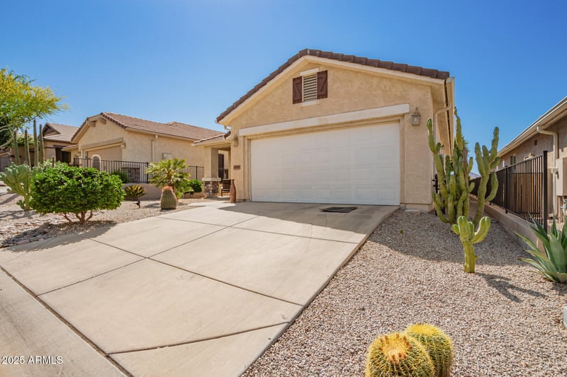 32004 Skyline Dr, San Tan Valley, AZ 85143