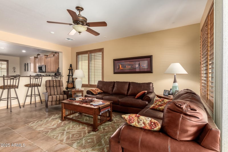 32004 Skyline Dr, San Tan Valley, AZ 85143