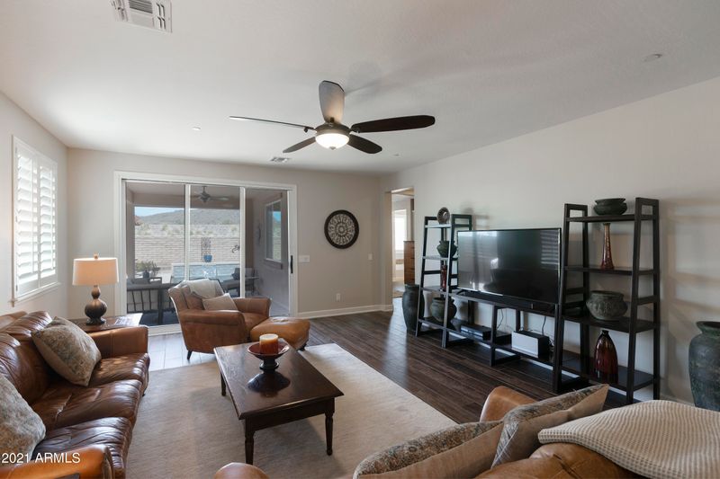 32006 N 132nd Dr, Peoria, AZ 85383