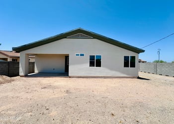 32007 Bush St, Wittmann, AZ 85361