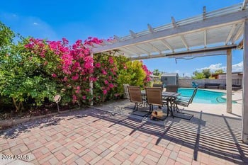 3201 Acoma Dr, Phoenix, AZ 85053