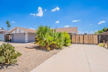 3201 Acoma Dr, Phoenix, AZ 85053