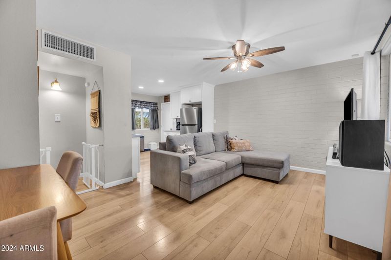 3201 E Nisbet Rd, Phoenix, AZ 85032