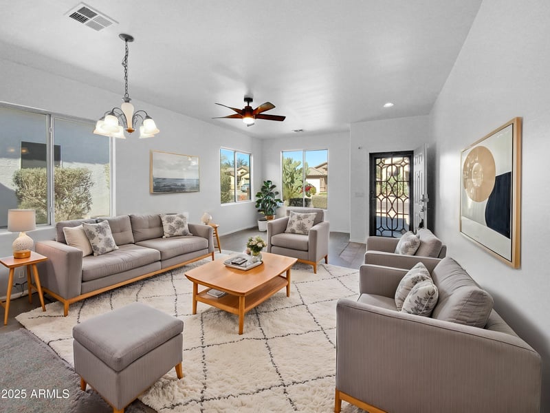 3201 Five Mile Peak Dr, San Tan Valley, AZ 85144